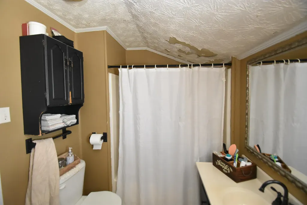3979 Baker Ridge Road Willisburg KY 40078