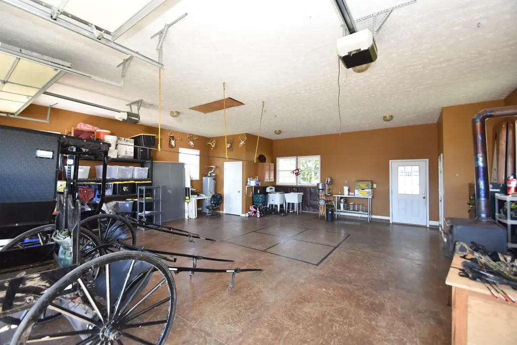 3979 Baker Ridge Road Willisburg KY 40078