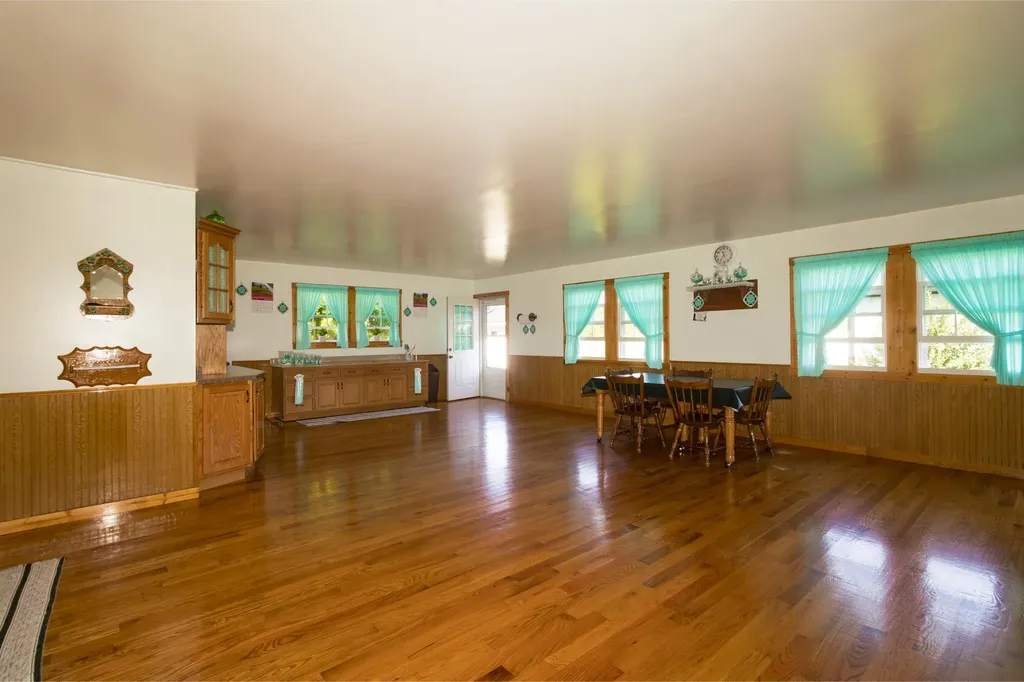 4962 Kendall Springs Road Owingsville KY 40360