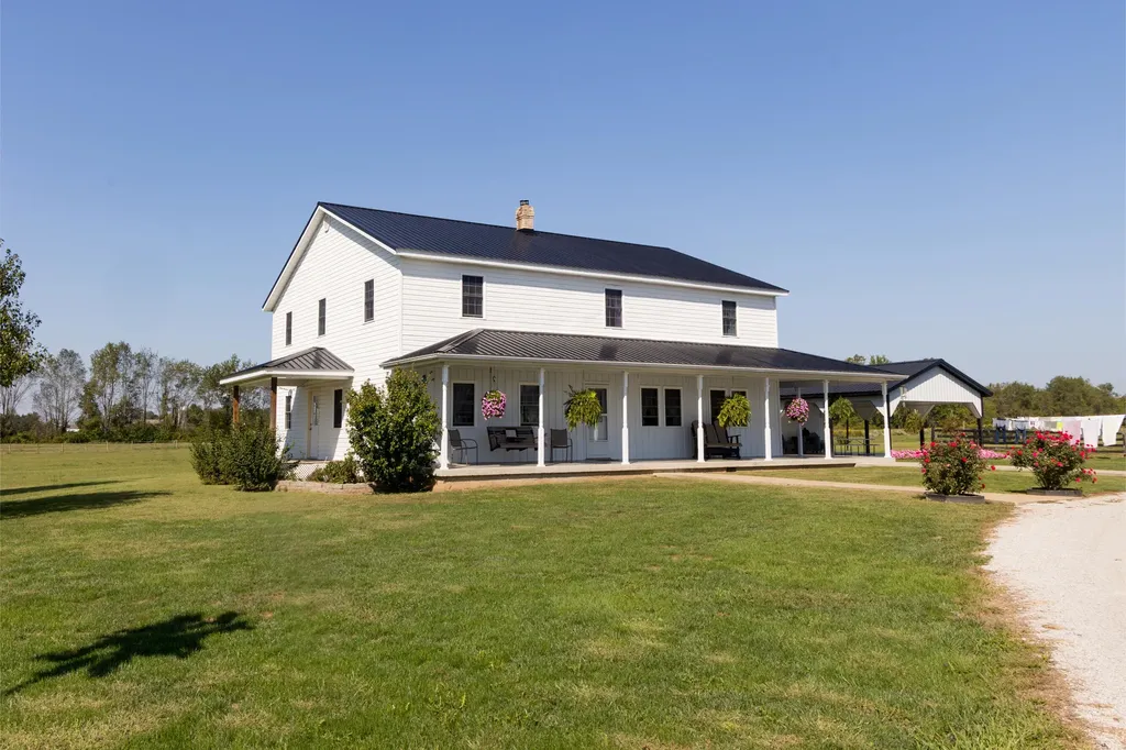 4962 Kendall Springs Road Owingsville KY 40360