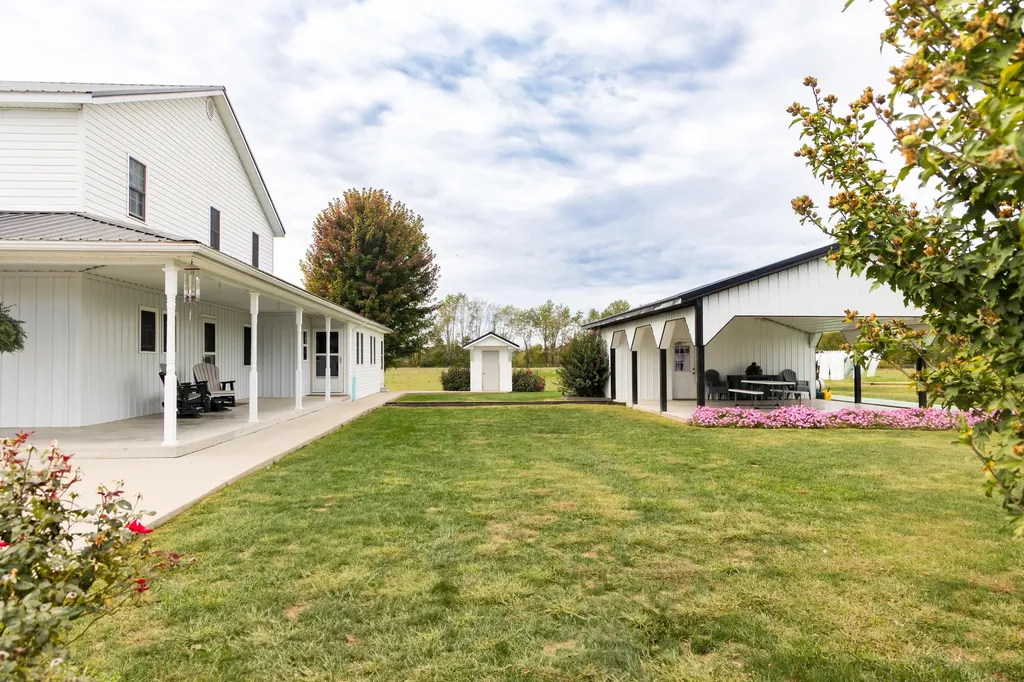 4962 Kendall Springs Road Owingsville KY 40360