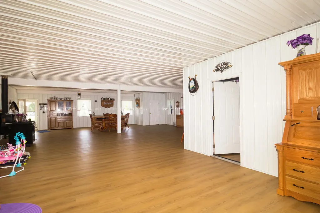 4962 Kendall Springs Road Owingsville KY 40360