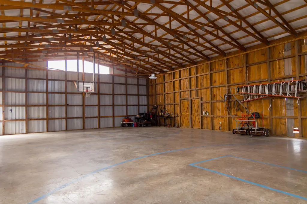 4962 Kendall Springs Road Owingsville KY 40360