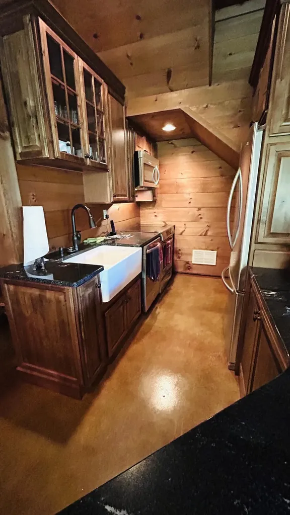 420 Alan Lewis Road East Bernstadt KY 40729