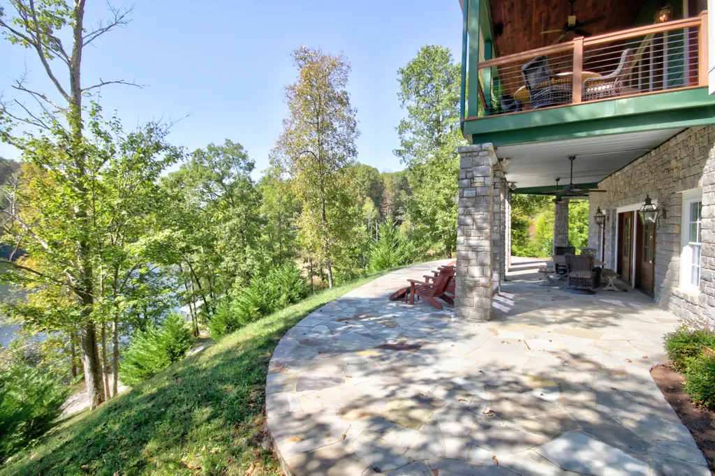 420 Alan Lewis Road East Bernstadt KY 40729