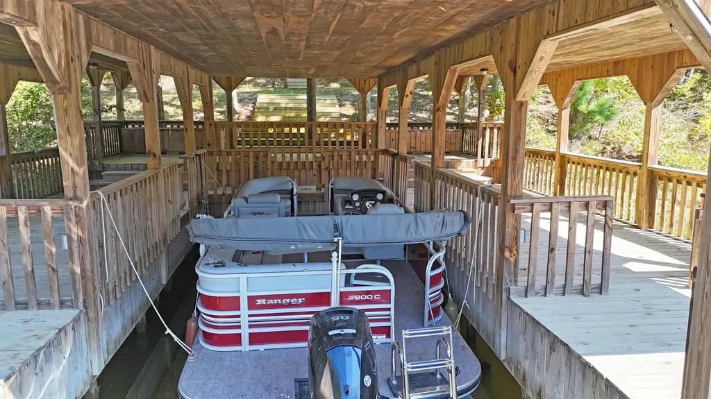 420 Alan Lewis Road East Bernstadt KY 40729