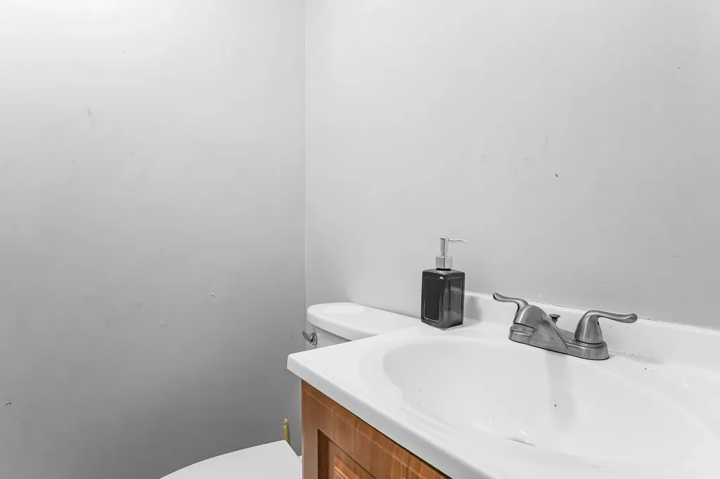 2772 Lockhurst Road Lexington KY 40517