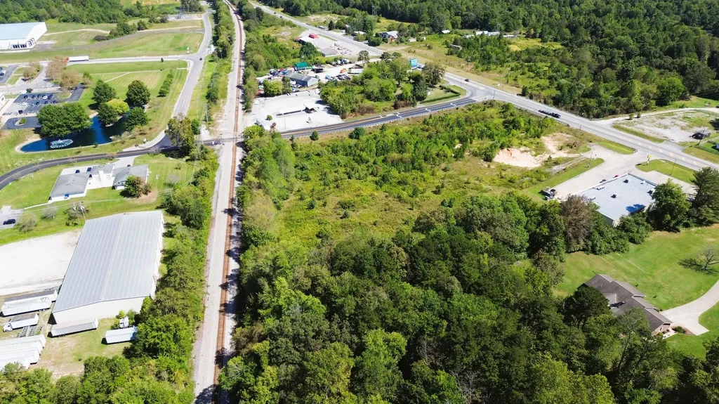 5709 S U.s. Highway 25 Lily KY 40740