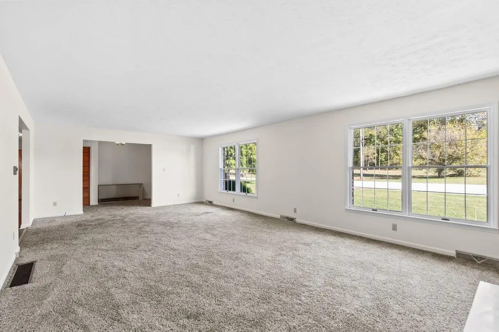 6024 Us-421 Mckee KY 40447