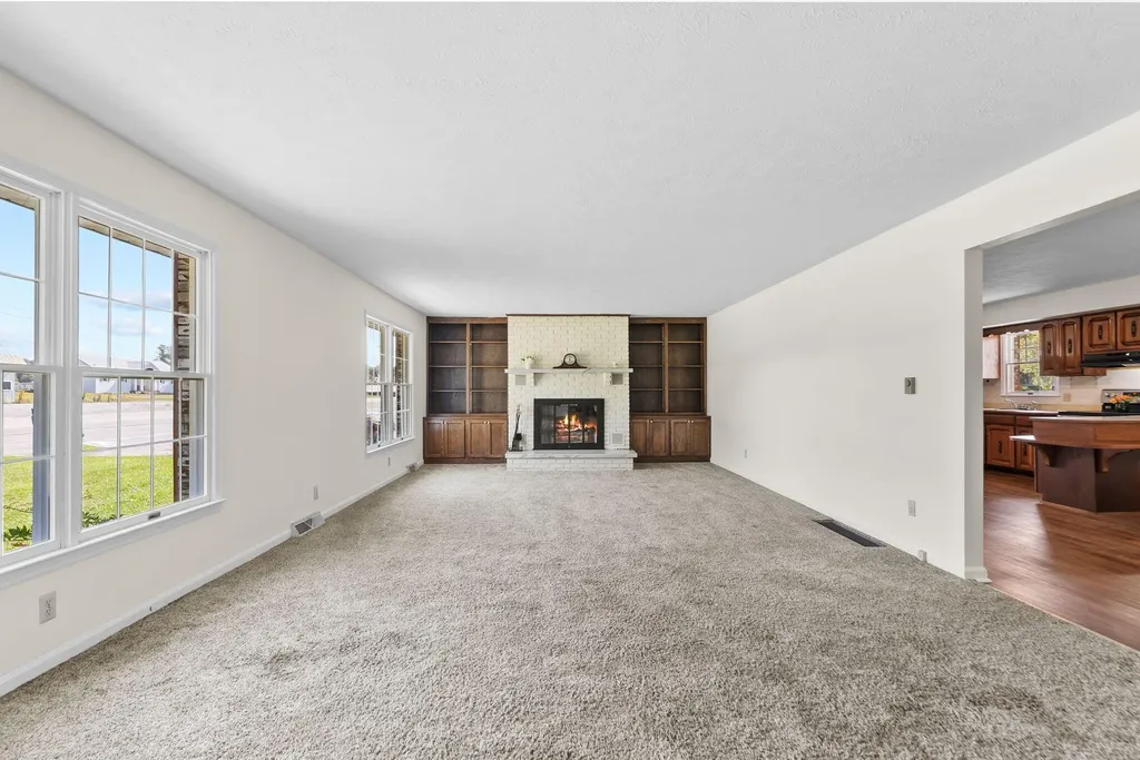 6024 Us-421 Mckee KY 40447