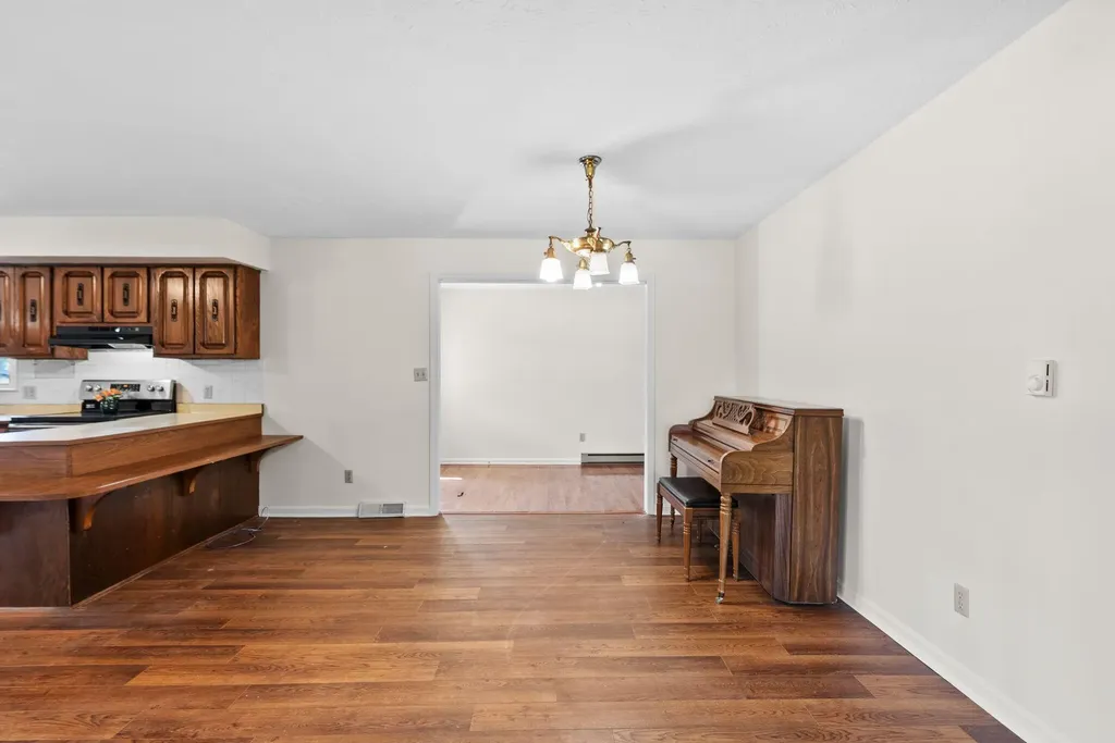 6024 Us-421 Mckee KY 40447