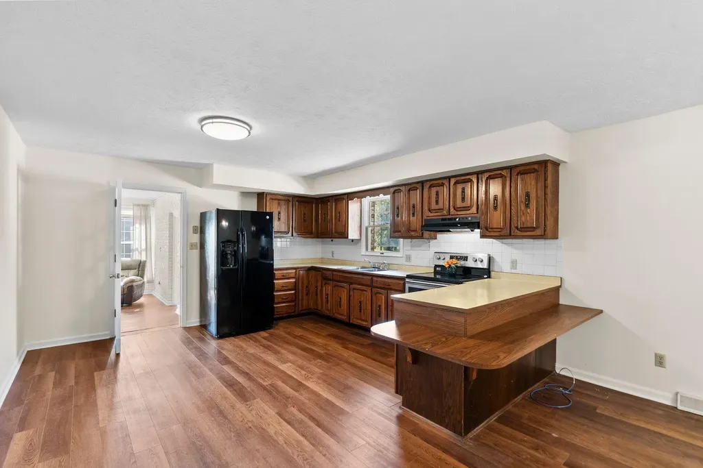 6024 Us-421 Mckee KY 40447