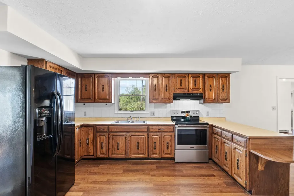 6024 Us-421 Mckee KY 40447