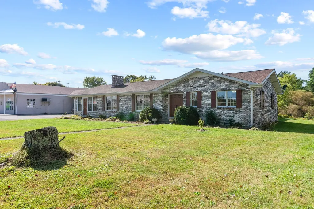 6024 Us-421 Mckee KY 40447
