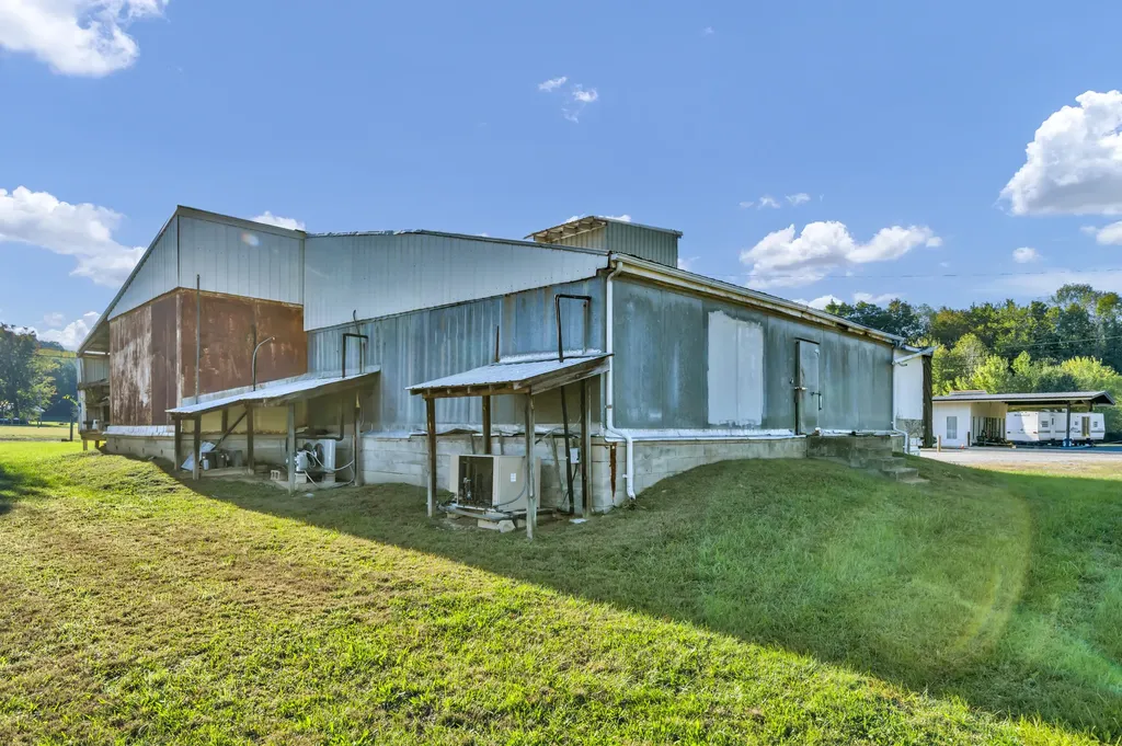 34 Mckenzie Road Salt Lick KY 40371