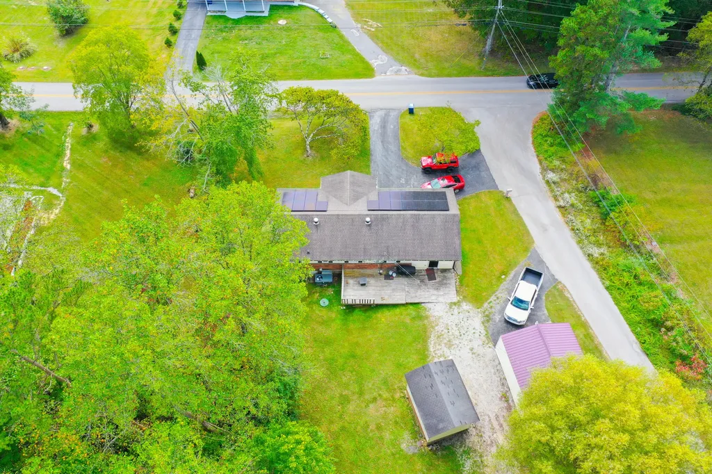 1479 E Williamsburg Street Whitley City KY 42653
