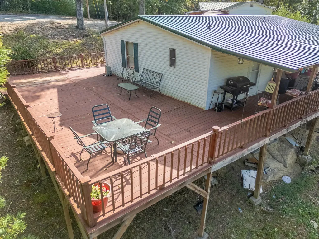 139 Robin Lane Wellington KY 40387