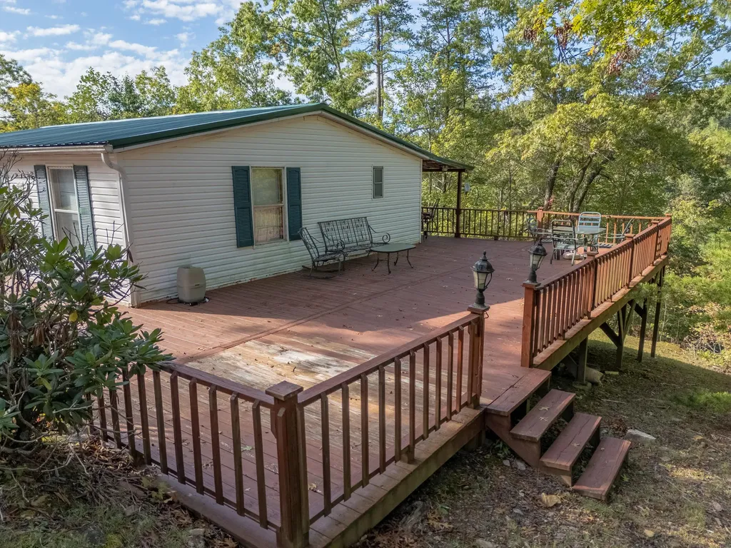 139 Robin Lane Wellington KY 40387