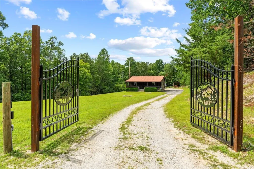 2715 Furnace Road Stanton KY 40380