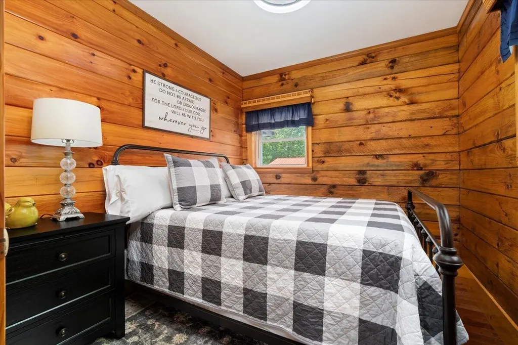 2715 Furnace Road Stanton KY 40380