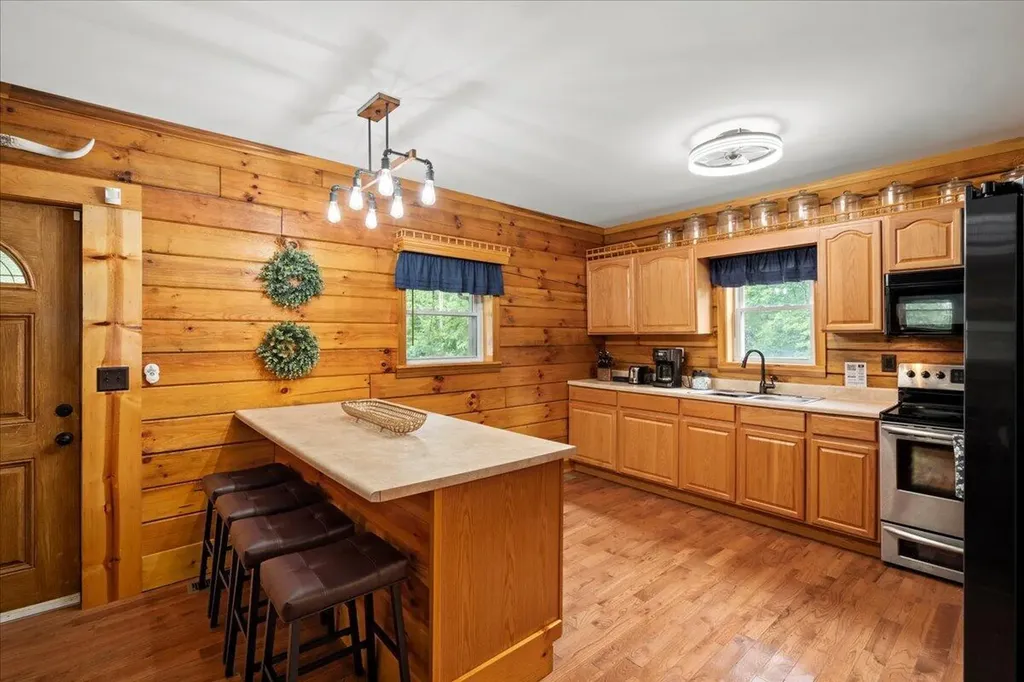 2715 Furnace Road Stanton KY 40380