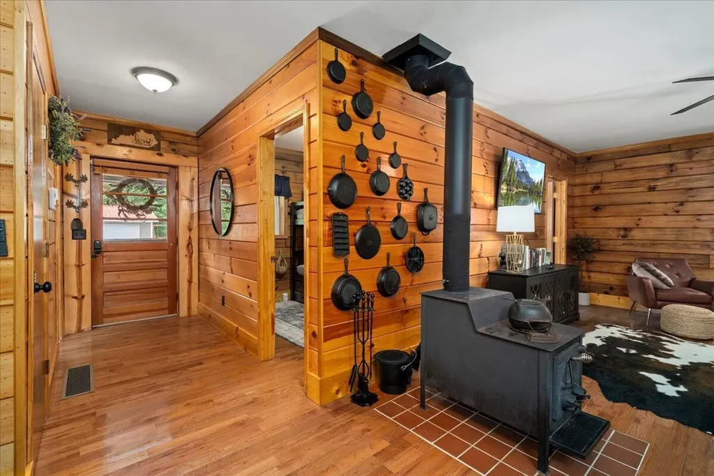 2715 Furnace Road Stanton KY 40380