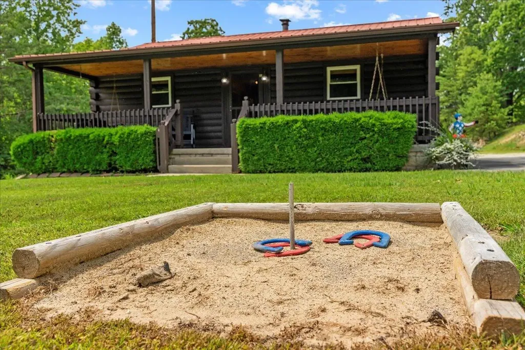 2715 Furnace Road Stanton KY 40380