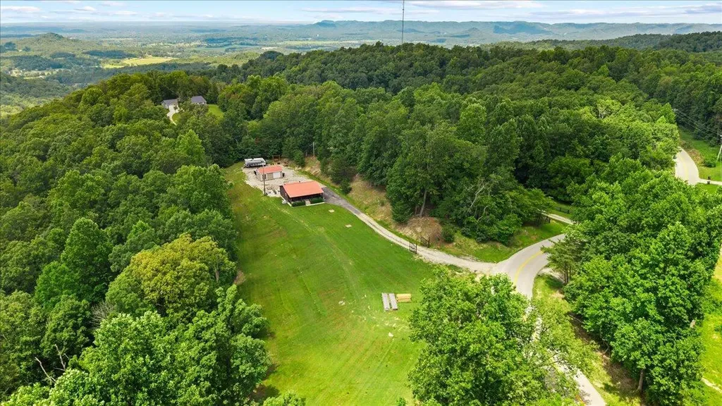 2715 Furnace Road Stanton KY 40380
