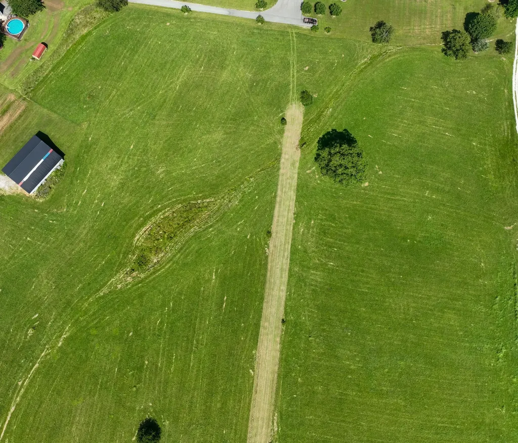 4 State Highway 290 Mckee KY 40447