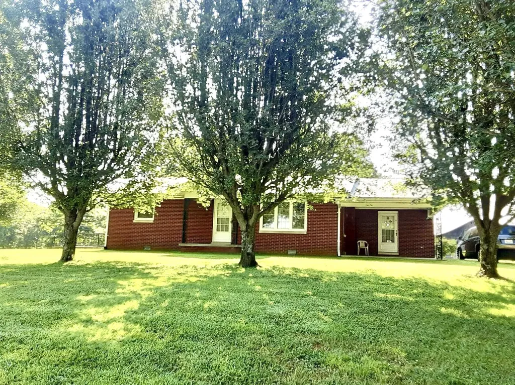 3206 Highway 837 Nancy KY 42544