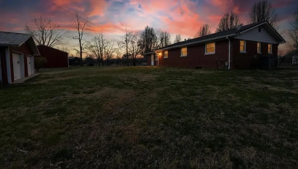 3206 Highway 837 Nancy KY 42544