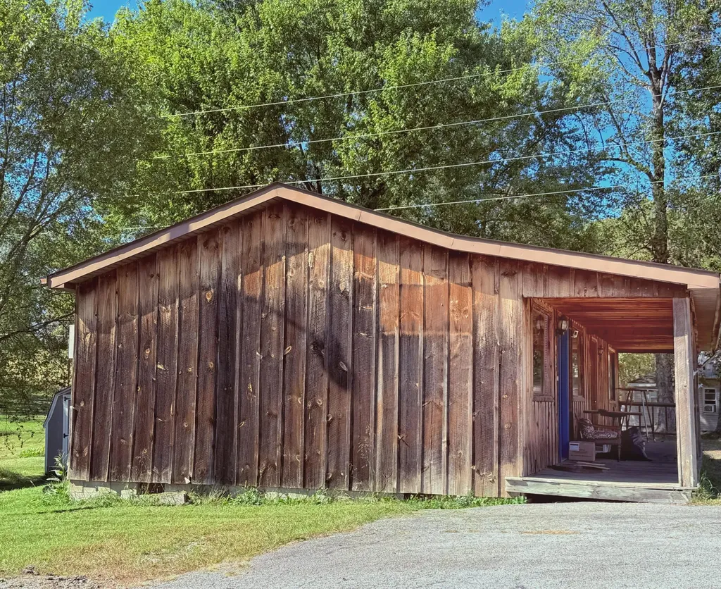 7325 Flemingsburg Road Morehead KY 40351