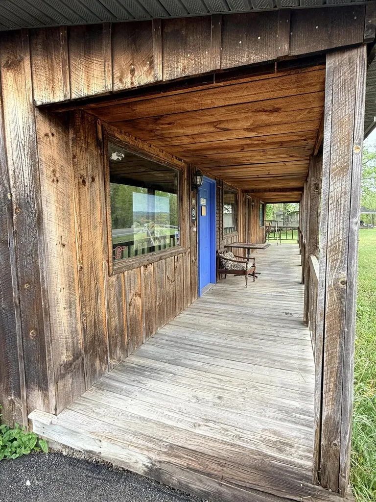7325 Flemingsburg Road Morehead KY 40351