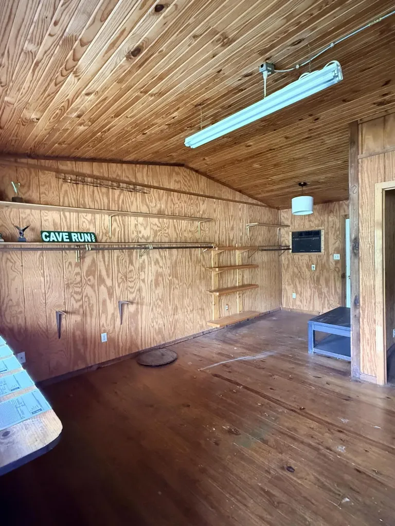 7325 Flemingsburg Road Morehead KY 40351