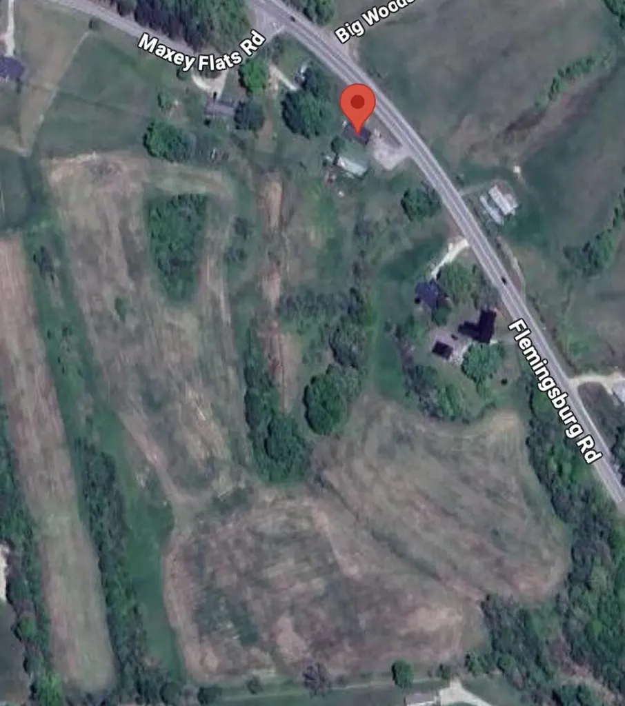 7325 Flemingsburg Road Morehead KY 40351