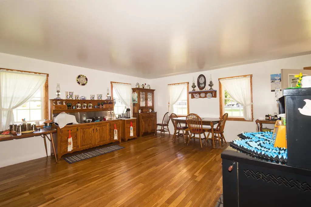 4962 Kendall Springs Road Owingsville KY 40360