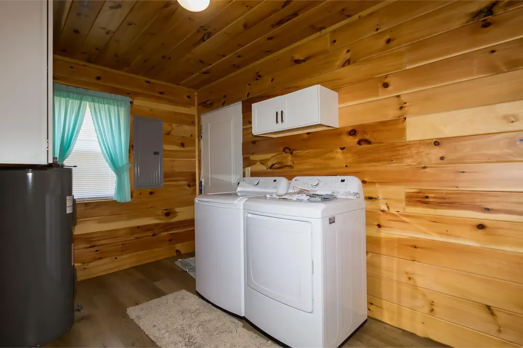 4962 Kendall Springs Road Owingsville KY 40360