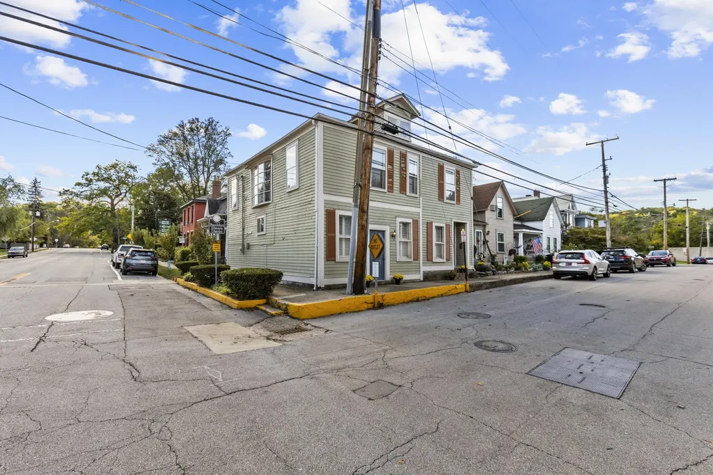 501 W Broadway Street Frankfort KY 40601