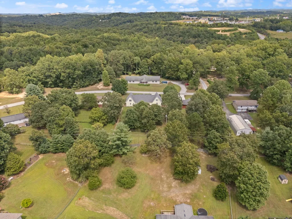 225 Amy North Road Corbin KY 40701