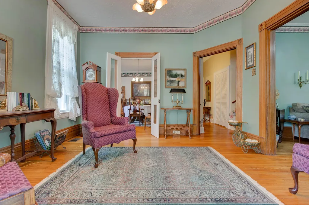 212 Clay Street Mt Sterling KY 40353