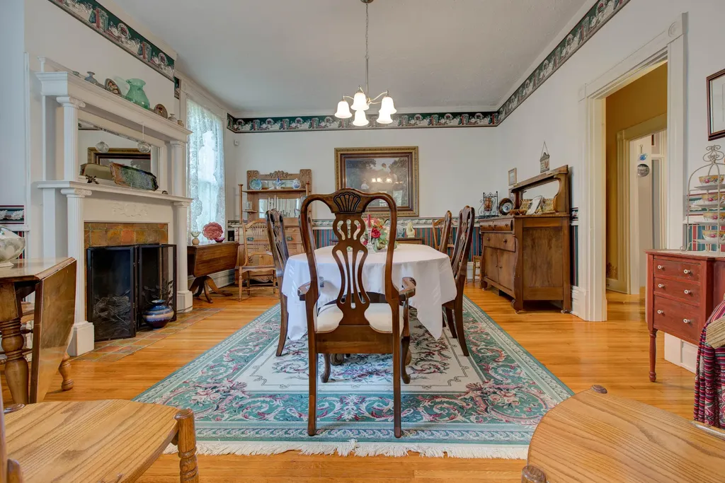 212 Clay Street Mt Sterling KY 40353