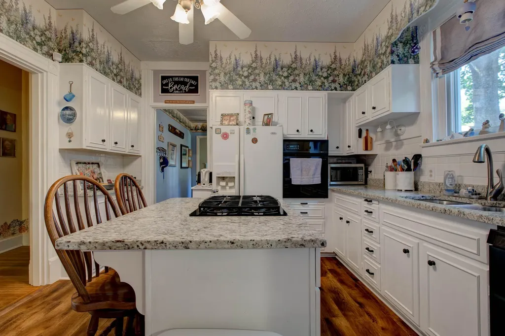 212 Clay Street Mt Sterling KY 40353
