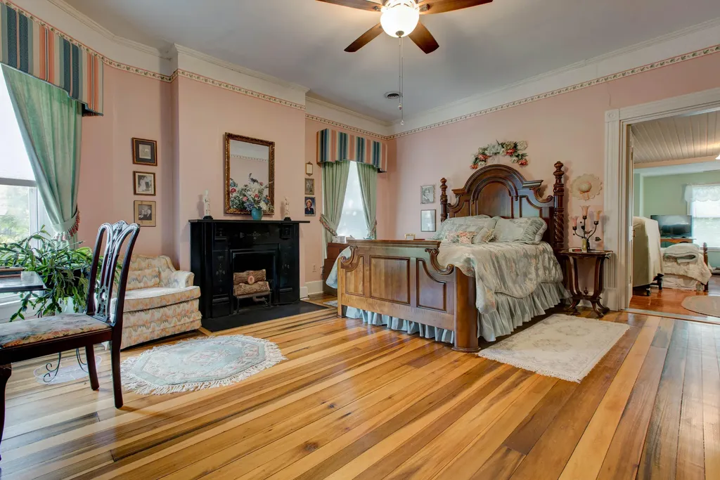 212 Clay Street Mt Sterling KY 40353