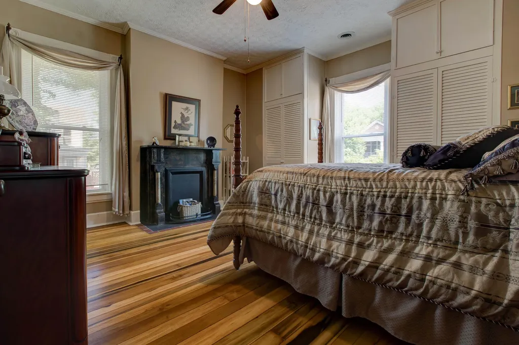 212 Clay Street Mt Sterling KY 40353