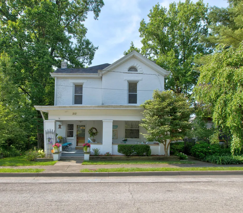 212 Clay Street Mt Sterling KY 40353