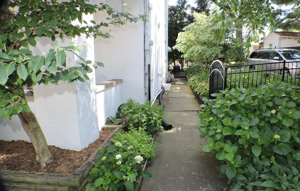 212 Clay Street Mt Sterling KY 40353