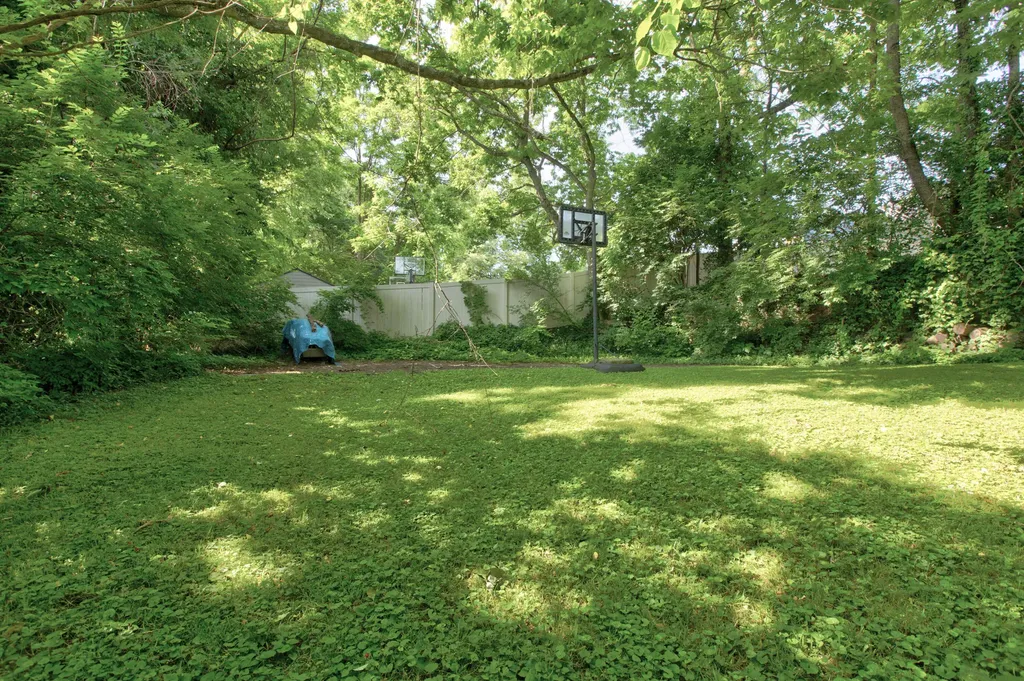 212 Clay Street Mt Sterling KY 40353