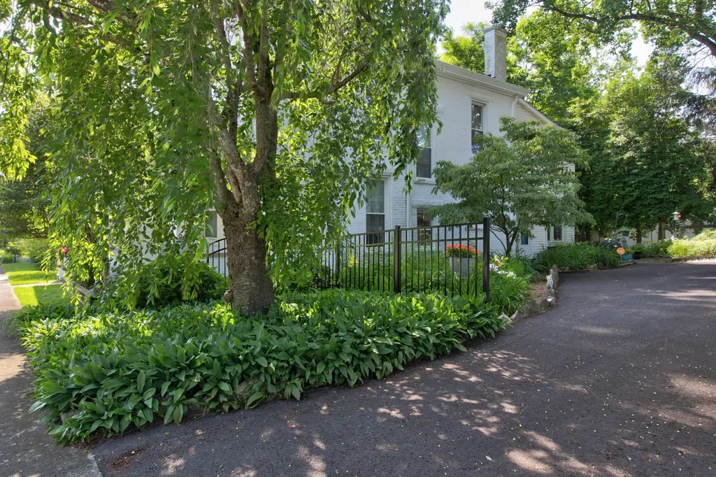 212 Clay Street Mt Sterling KY 40353