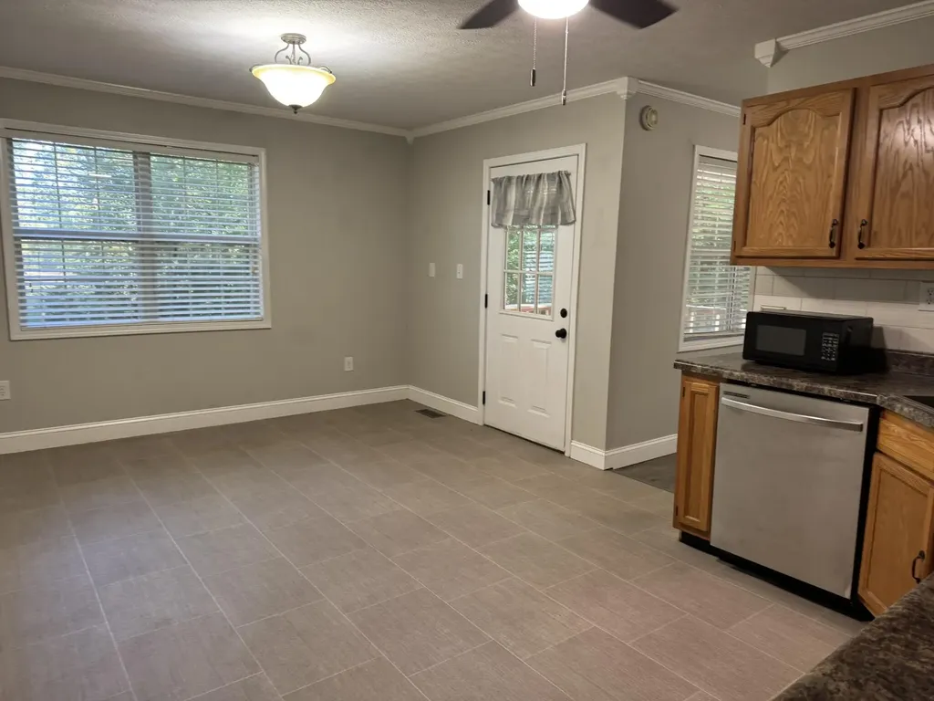 330 A Bryant Road Russell Springs KY 42642