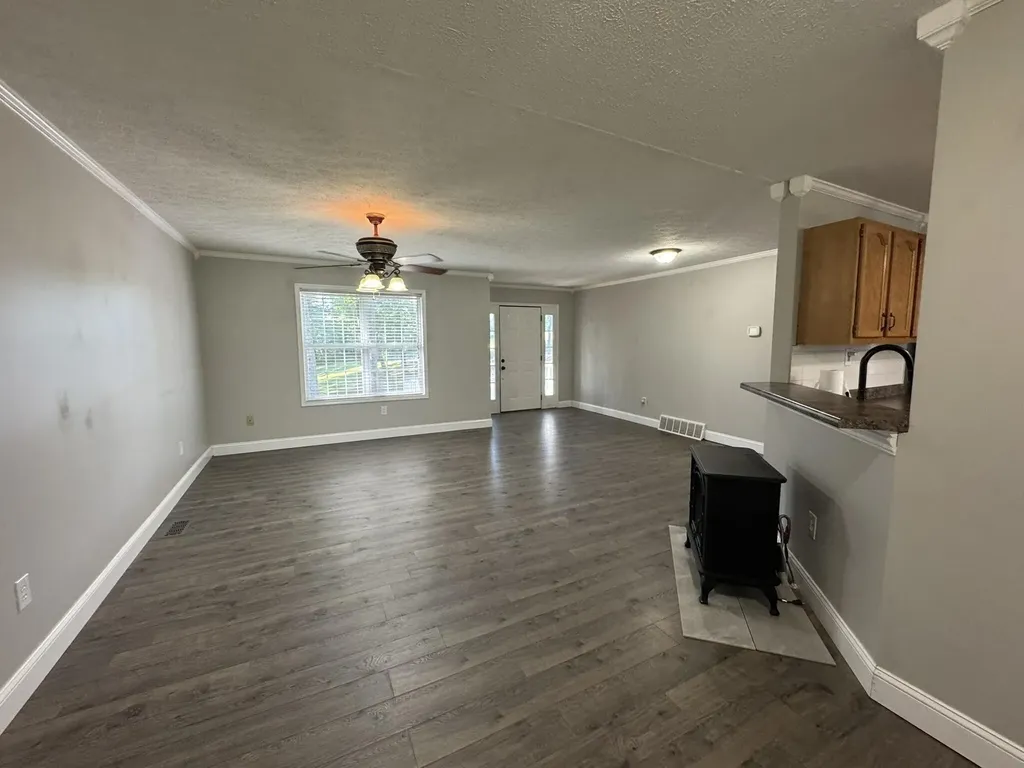 330 A Bryant Road Russell Springs KY 42642
